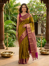 Mehendi Green and Magenta Pure Kanchipuram Silk Saree