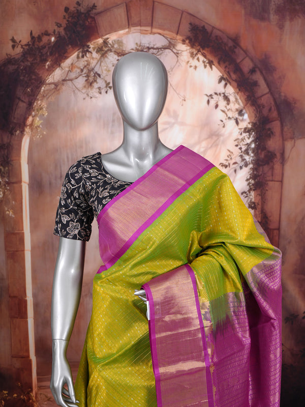 Elegant  Lime Green and Magenta Pink Pure Silk Cotton Saree