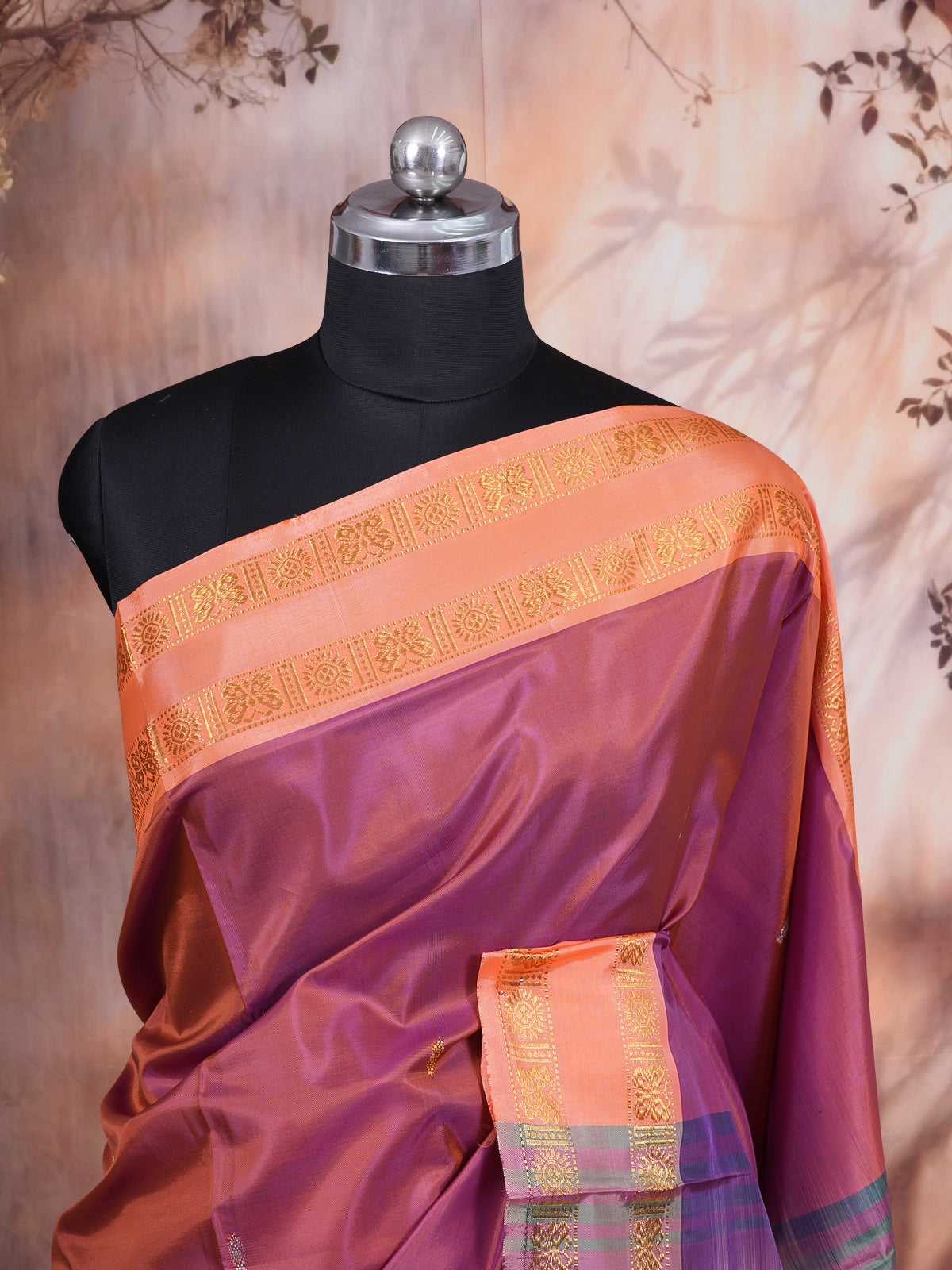 Muted Purple Saree with Lavender Munthi Vaalai Naar Pattu Saree