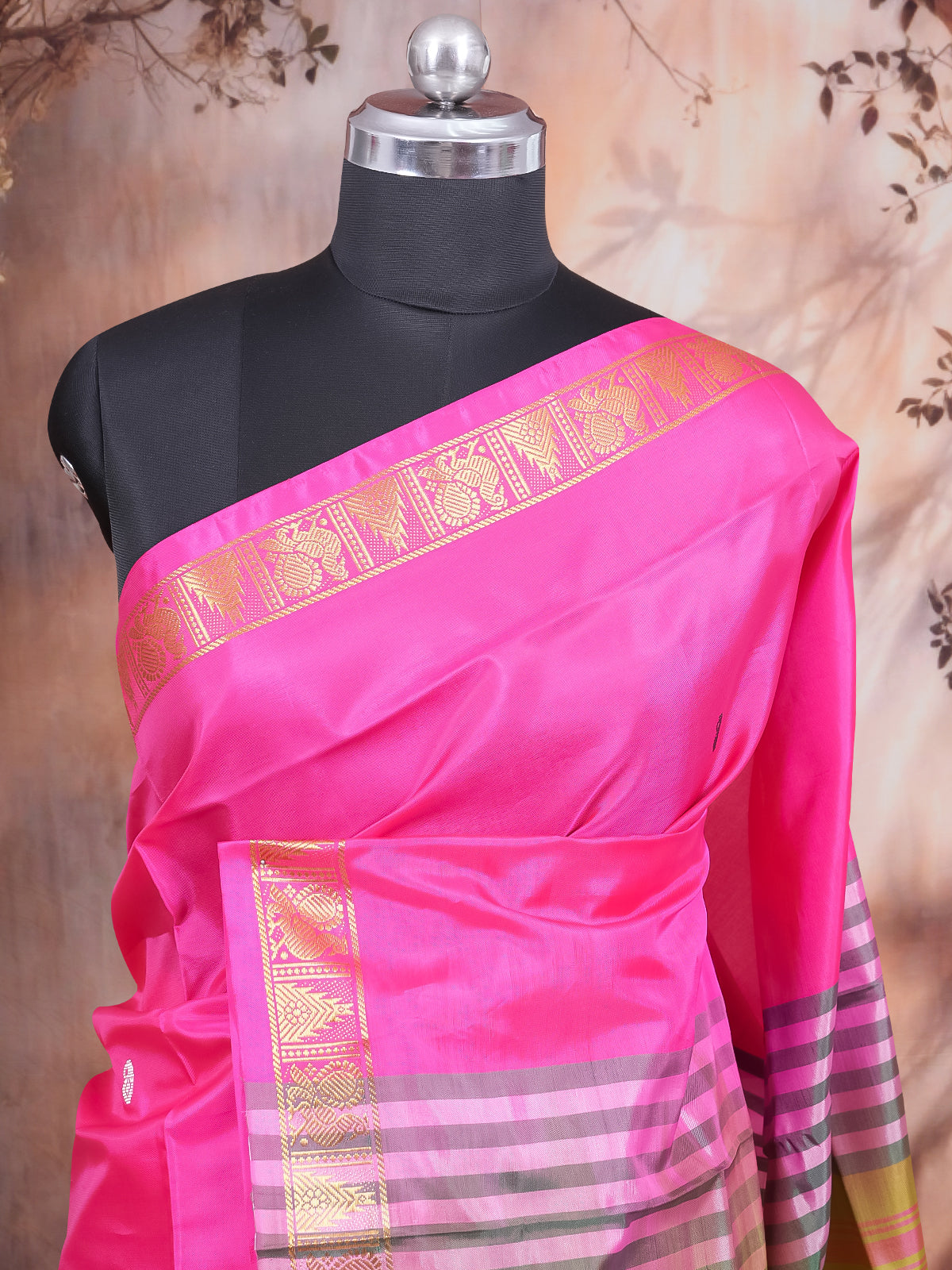 Pink with Olive Green Munthi Vaalai Naar Pattu Saree