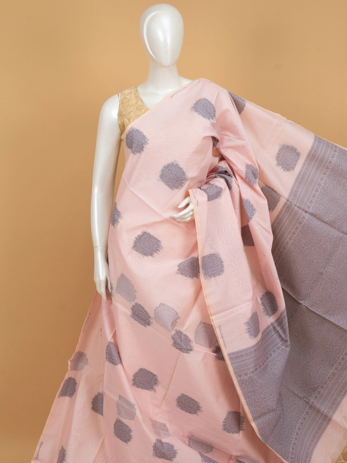 Light pink silk cotton saree with grey floral butta motifs and contrast grey woven pallu and border