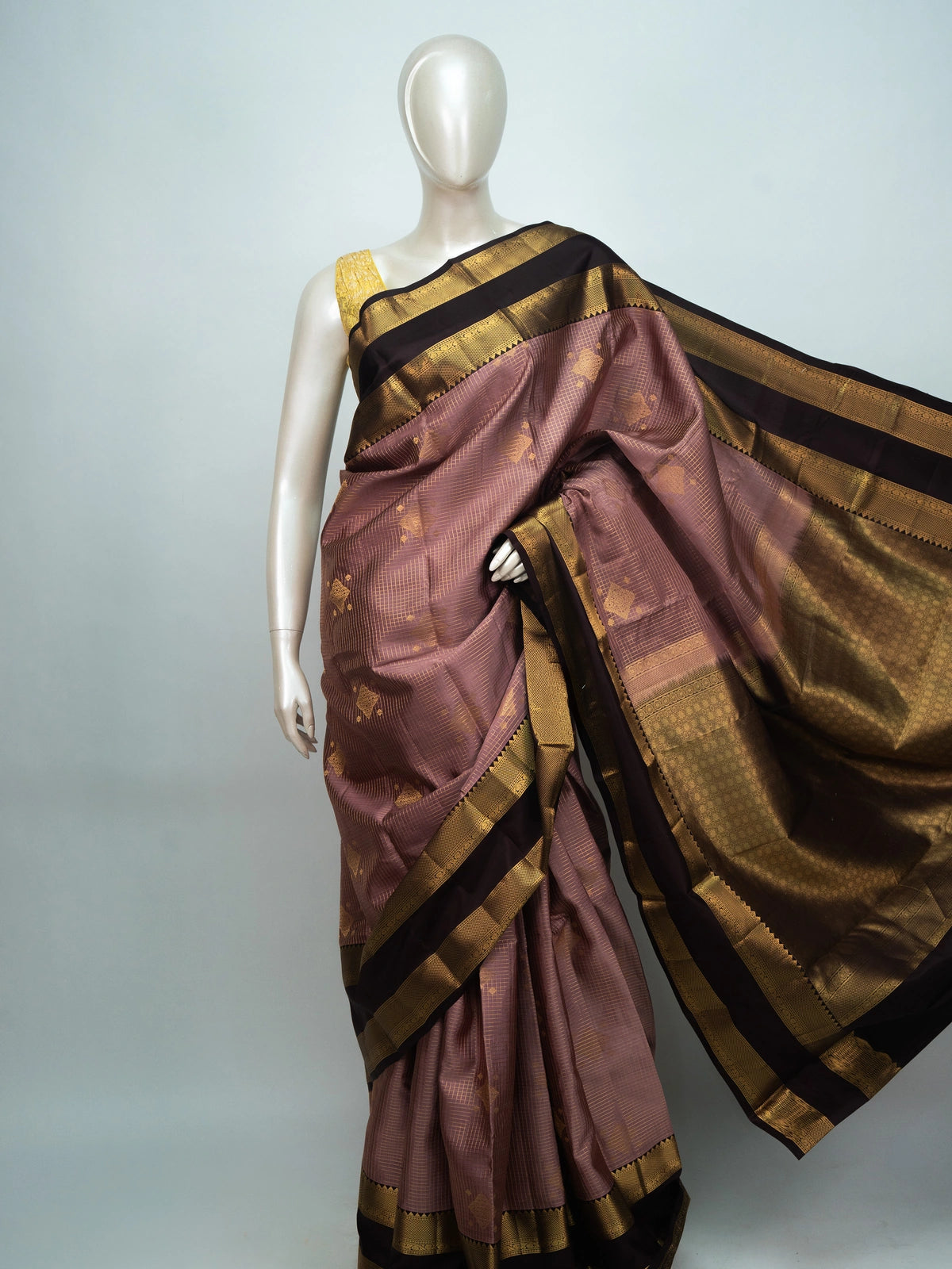 Onion pink pure Kanchipuram silk saree with checked body, gold zari buttas and contrast maroon zari border