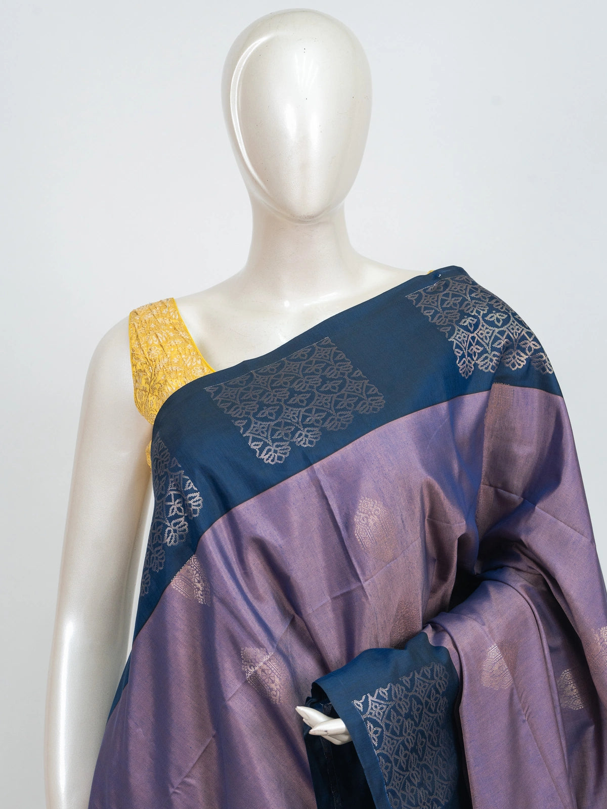 Mauve Kanchipuram fancy silk saree with navy blue contrast border and silver zari pallu