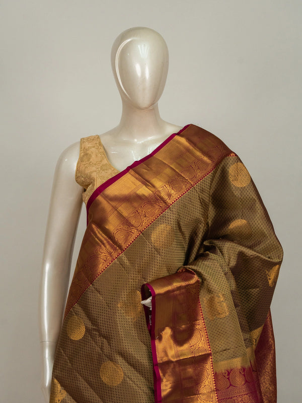 Mehendi green pure Kanchipuram silk saree with contrast magenta border and gold zari pallu