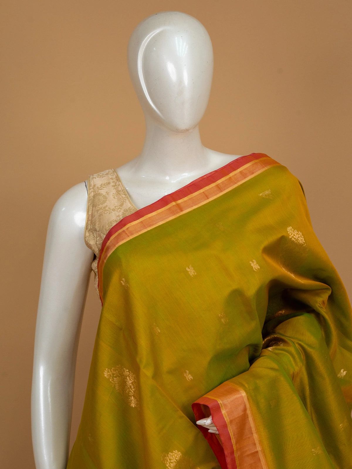 Mehendi green pure silk cotton saree with contrast red gold zari border and woven pallu