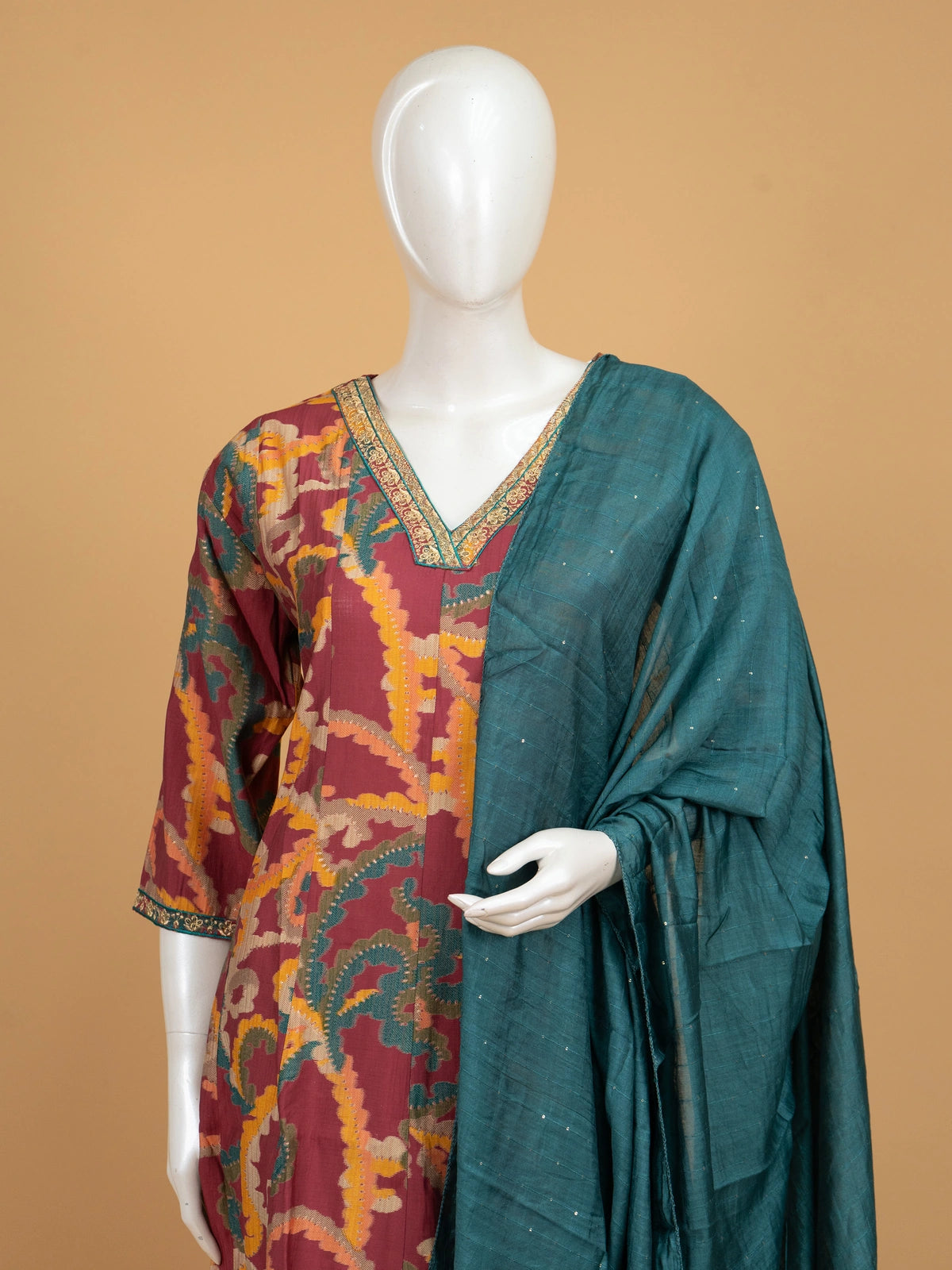 Maroon multicolour paisley print art silk A-Line kurti set with teal dupatta and pants