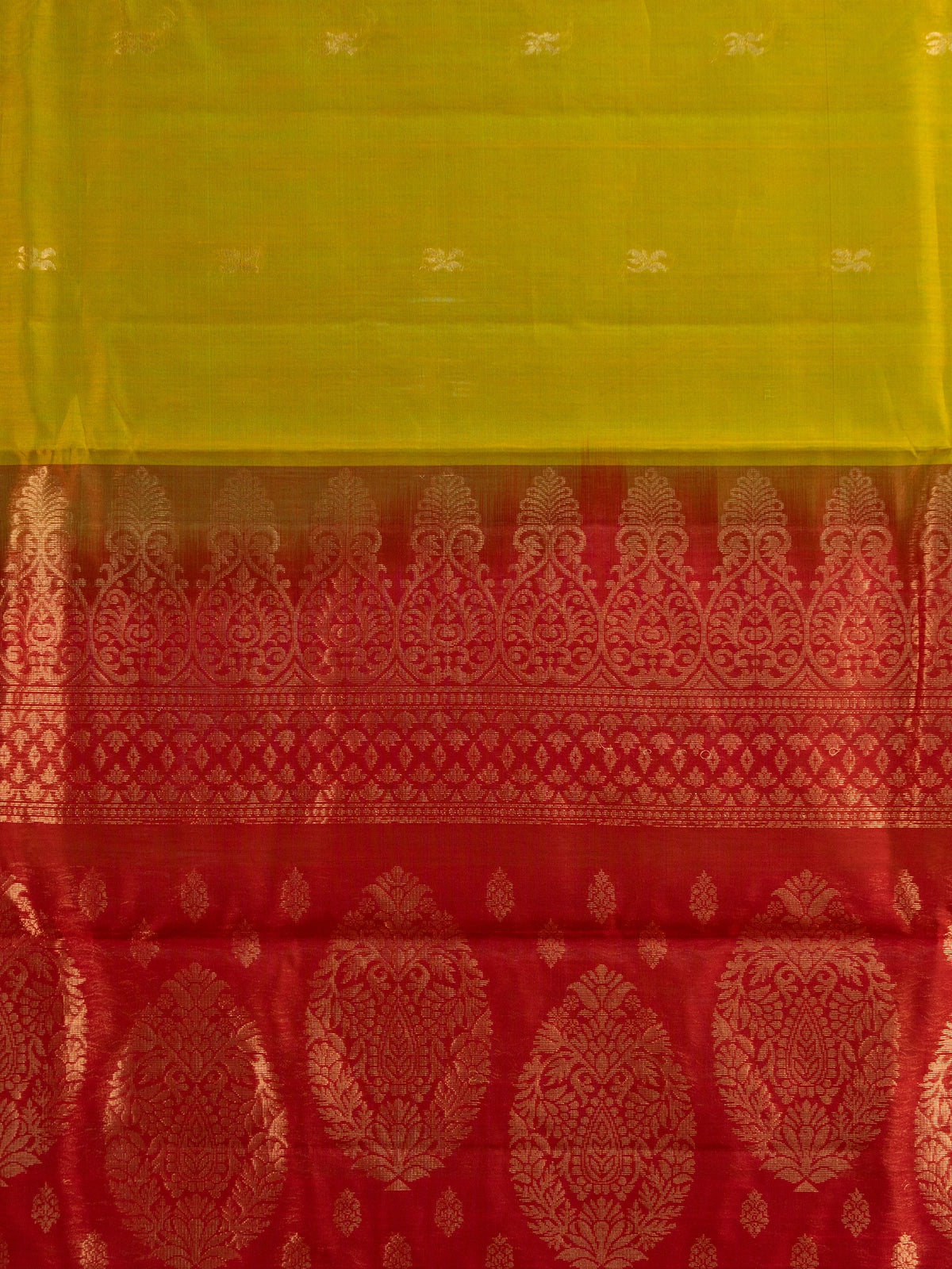 Mehendi green pure silk cotton saree with contrast red gold zari border and woven pallu