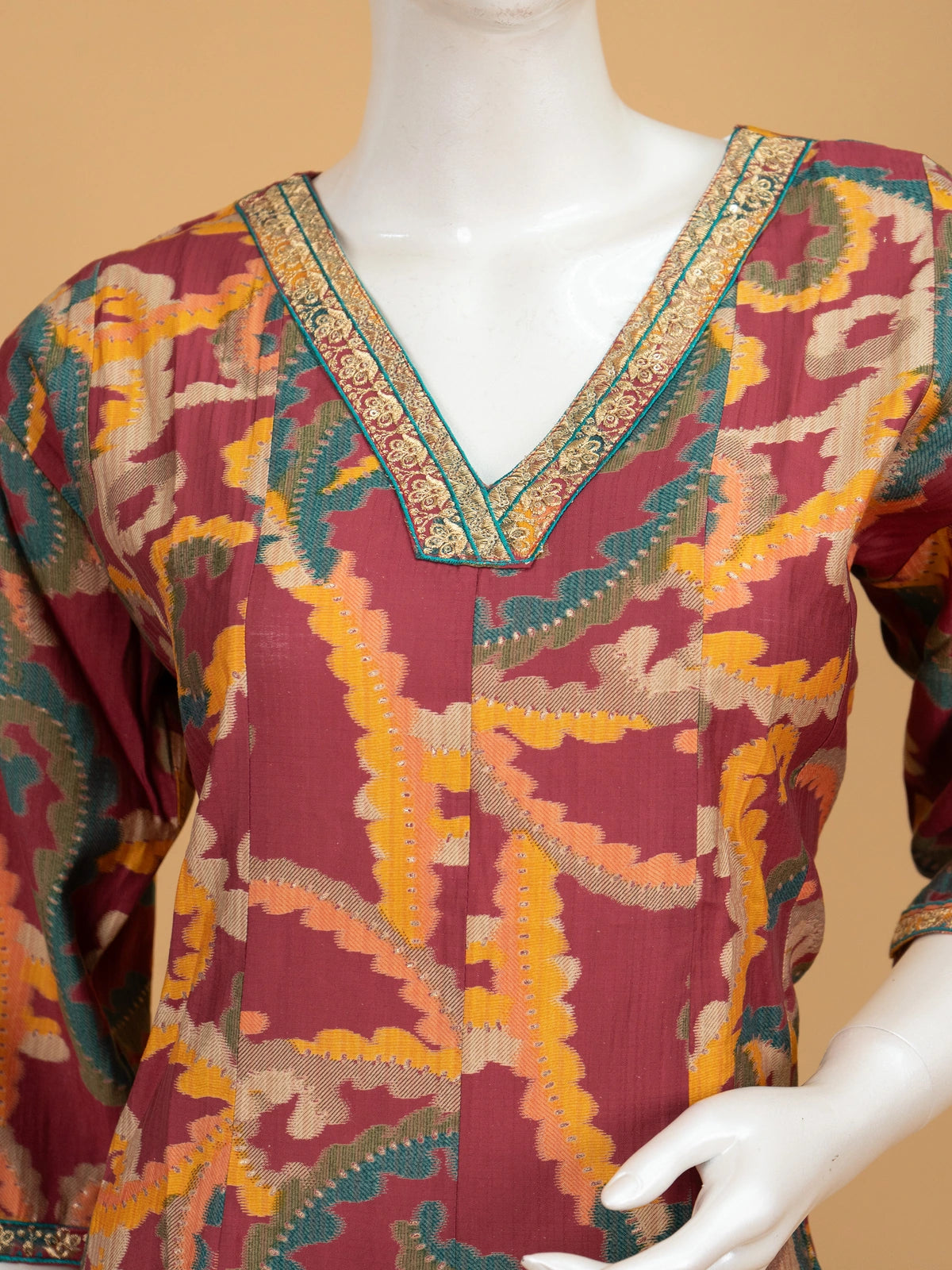 Maroon multicolour paisley print art silk A-Line kurti set with teal dupatta and pants