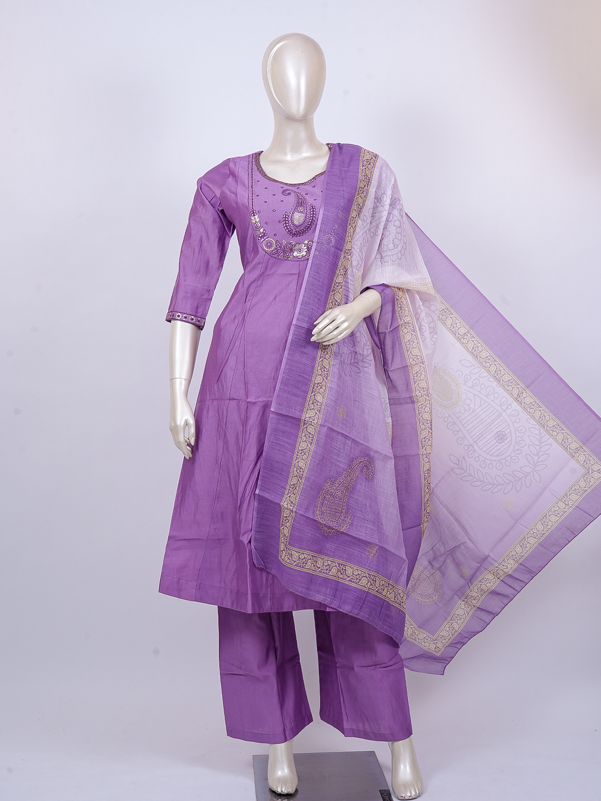 Lavender paisley embroidered kurti set with straight pants and gold border dupatta