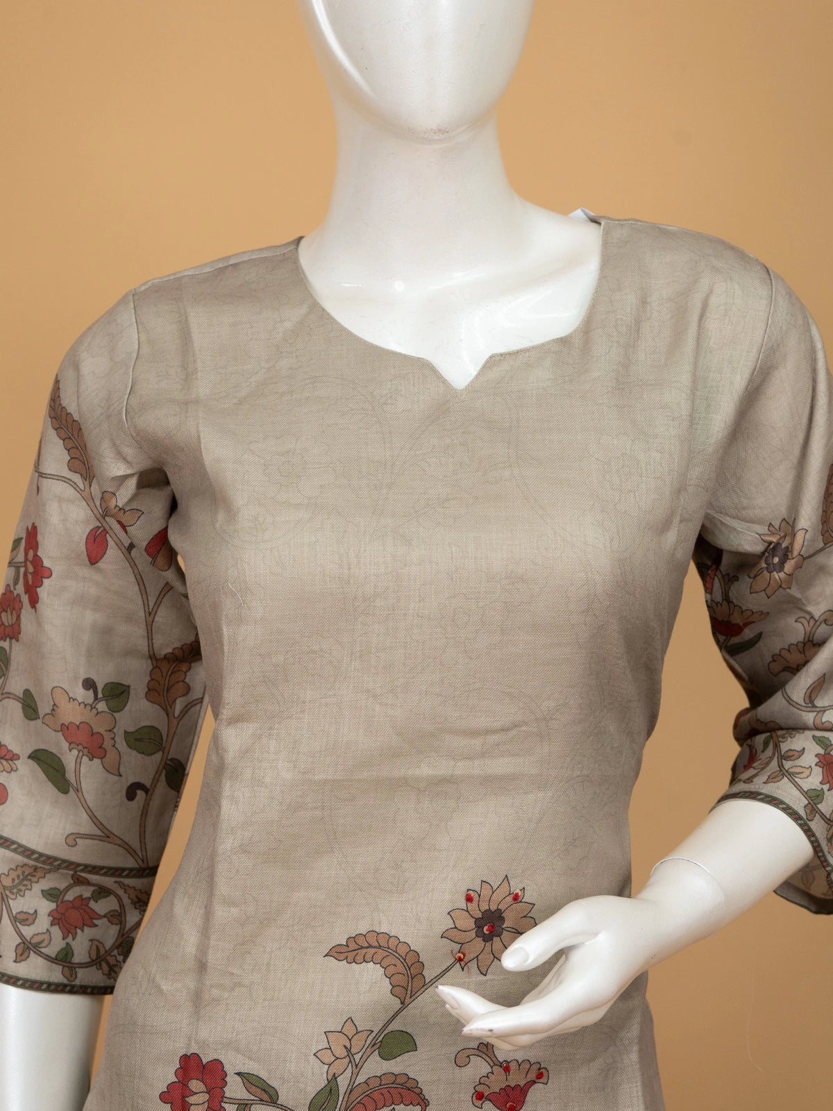 Beige Kalamkari floral cotton straight cut kurti set with black printed dupatta and pants