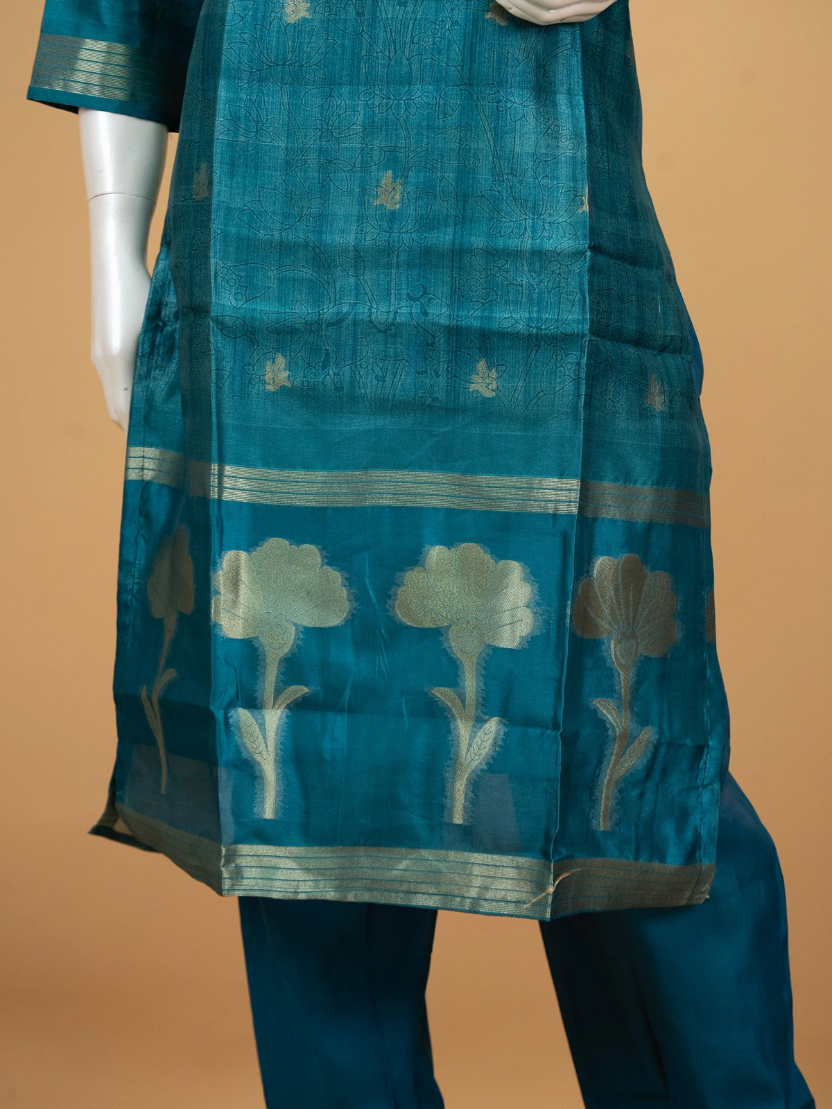 Teal tussar silk Pichwai printed straight cut kurti set with beige peacock dupatta and pants