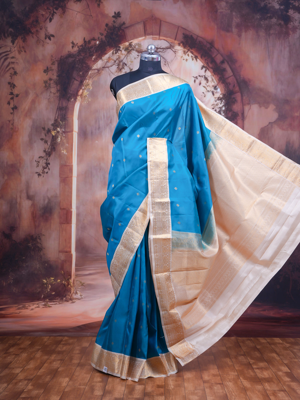 Turquoise Blue and Off-White Pure Kanchipuram Silk Saree