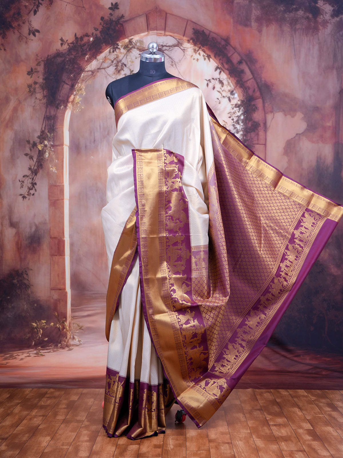 Off-White and Magenta Kanchipuram Fancy Silk Saree
